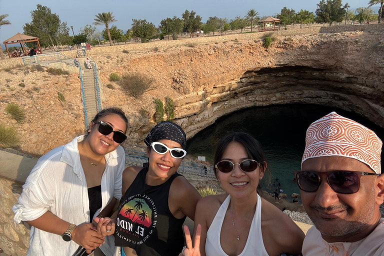 From Muscat: Wadi Mibam Hike, Romantic Cave, Fins & Sinkhole