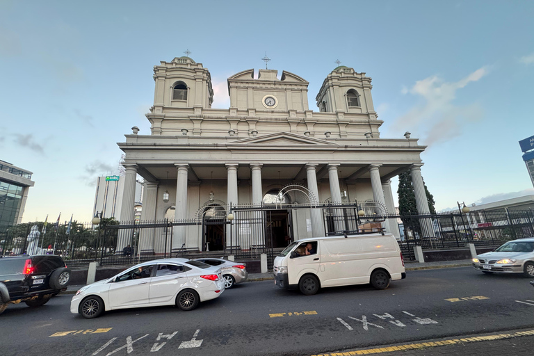 San José: Customizable Private Walking Tour