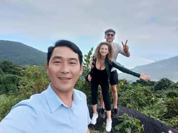 Hoi An to Hue with Sightseeing via Hai Van Pass by car