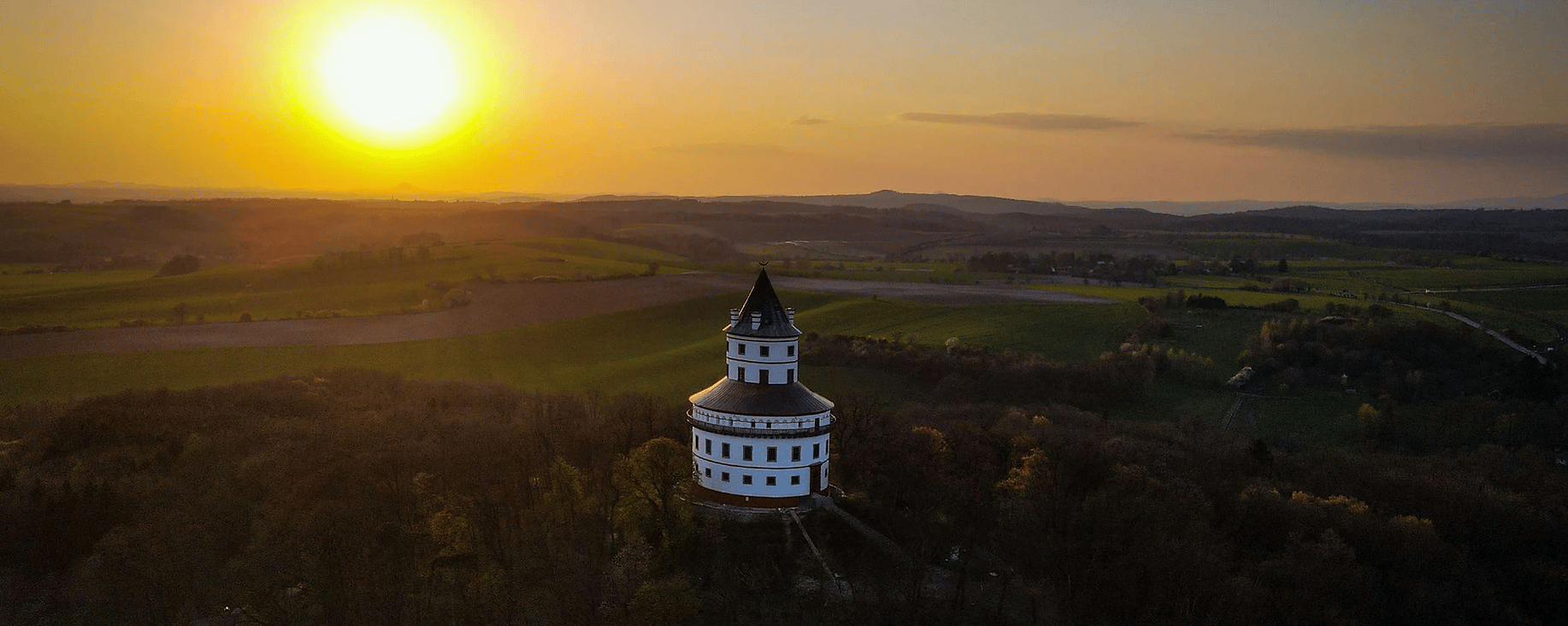 Böhmisches Paradies Tagestour: Naturwanderungen, Schlösser & Brauerei