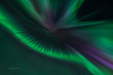 Tromsø:Northern Lights Tour with Photo and Suits.Local Guide Tromsø: Northern Lights Tour with Photos and Warm Suits