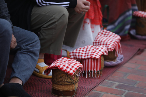 Luang Prabang: Alms Giving Ceremony & Breakfast