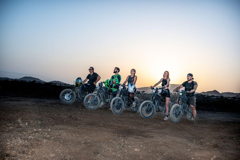 Tenerife: Ocean View Electric Dirt Bike Coastal Adventure 20 min Talaria EBike Test Drive on dirt track