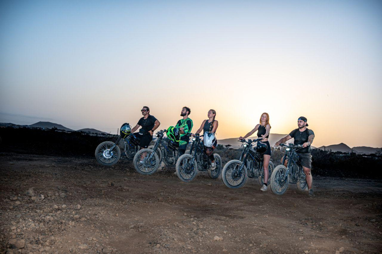 Tenerife: Ocean View Electric Dirt Bike Coastal Adventure 20 min Talaria EBike Test Drive on dirt track