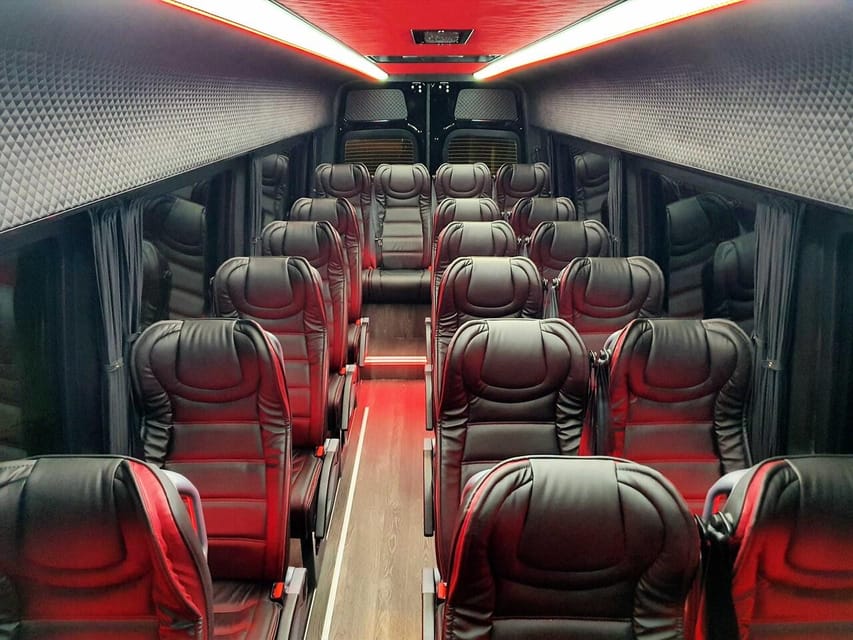 Volos a Aeroporto di Atene VIP Mercedes Minibus Privato - Hizvo