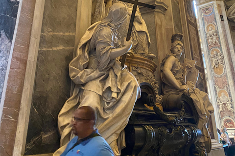 Vaticano: museus sem fila, Capela Sistina e Basílica de São PedroTour particular: Museus do Vaticano, Capela Sistina e Basílica