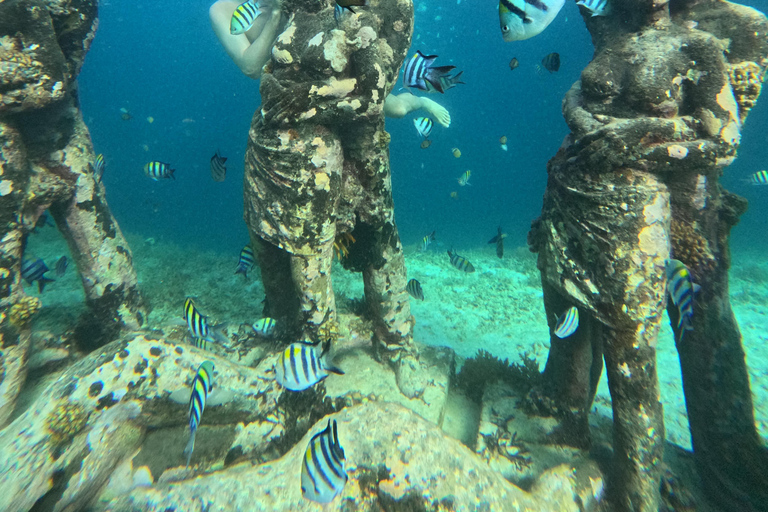 Bali to Gili Trawangan: Day Trip with Snorkeling & Lunch