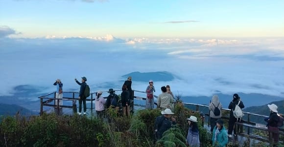 Chiang Mai: Doi Inthanon Park and Kew Mae Pan 2-Hour Hike