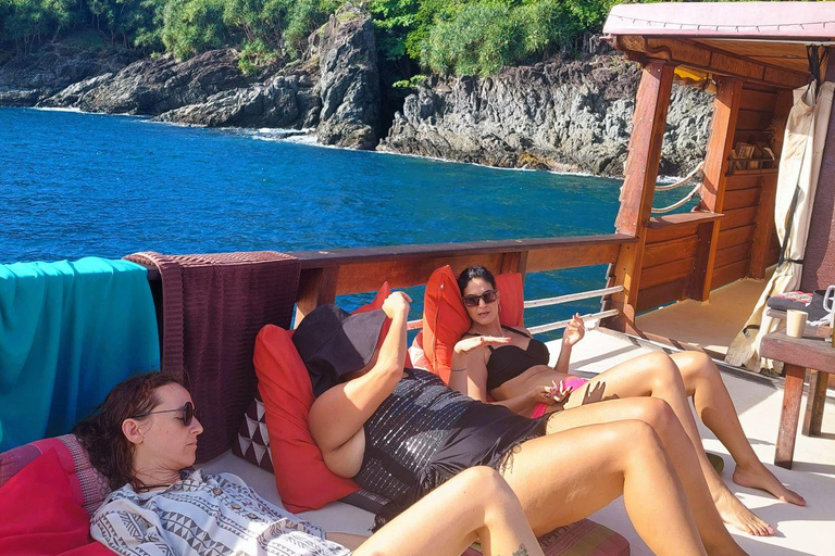 Phuket: Foge das multidões num barco relaxante (Snorkelling)