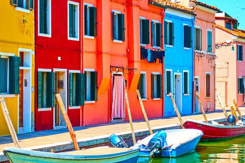 Venice: Semi-Private Murano & Burano Islands Experience Private Murano & Burano Tour in English