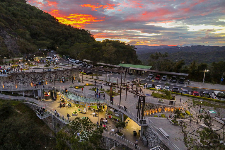 Sunset Park Amusement Park, El Zonte Beach, and Puerta del Diablo