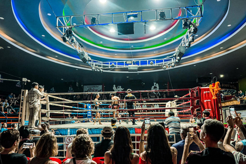 Chiangmai : Estadios de boxeo de Chiangmaiที่นั่ง Lado del ring