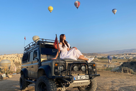 Från Cappadocia: Soluppgång, solnedgång Jeepsafari per person