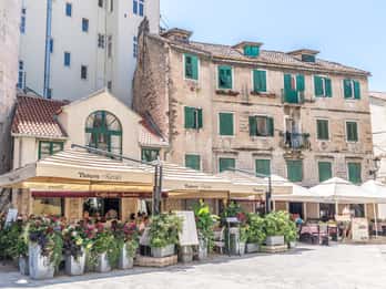 Vanuit Makarska: Stadsrondleiding met gids door Split & vrije tijd