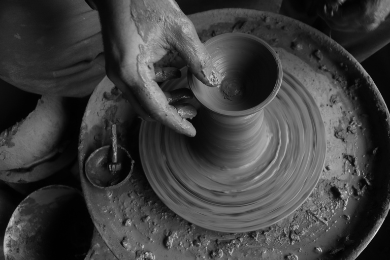 Hands-On Pottery Crafting Experience in Sri Lanka