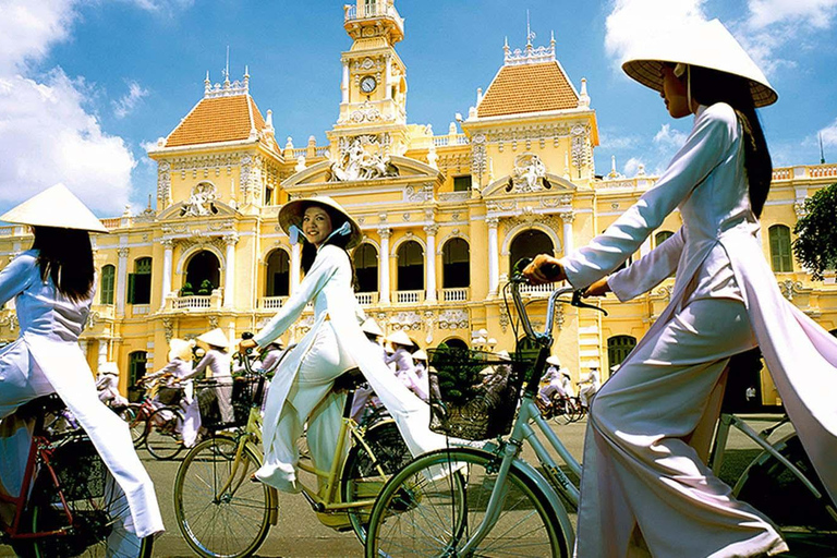 Ho Chi Minh: Cu Chi Tunnels and Saigon City Tour by Car Group Tour, Fix Time