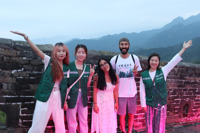 Twilight Glow at Mutianyu Great Wall Evening Bus Tour+Ticket Mutianyu Night Tour Private Car Transfer +Ticket +Cable Car