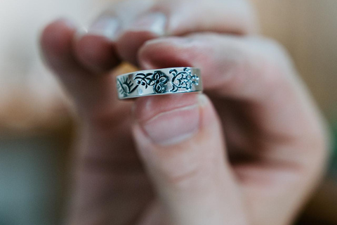 Uluwatu: Aula e workshop de prata Krisna