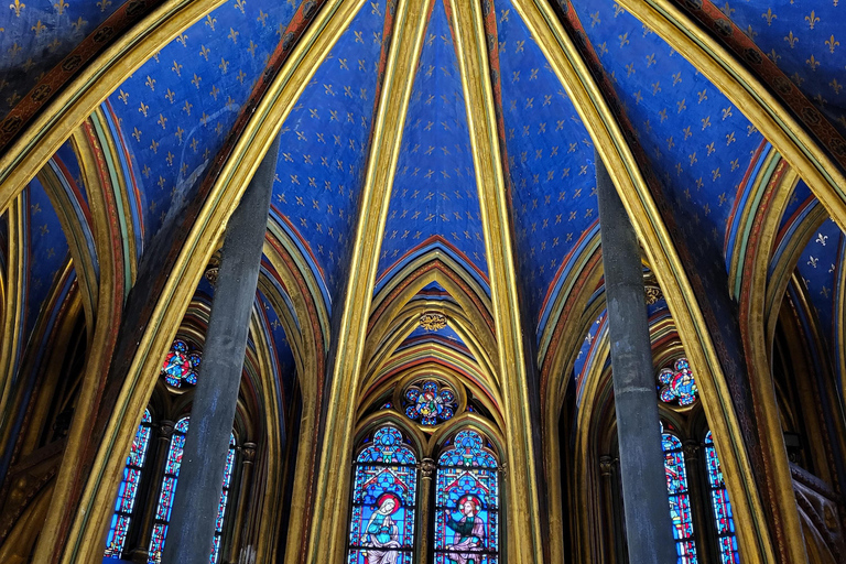 Paris: Notre Dame &amp; Ile de la Cité Tour with Sainte ChapelleItalian Tour of Ile de la cite with Sainte Chapelle tickets