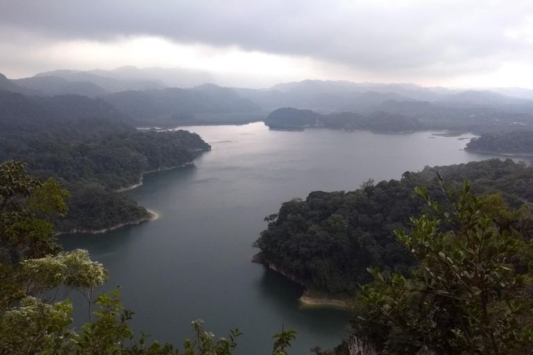 Palenque : Deux jours d&#039;aventure dans la jungle de LacandonCircuit de deux jours à Paenque, Metzabok et Naha