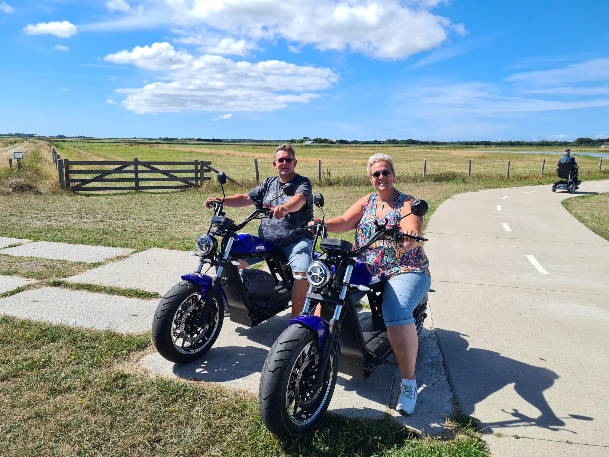 Texel: Entdecke Texel mit einem Café Cruiser E-Scooter