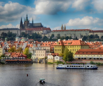 Vienna: Prague - Guided Walking Tour