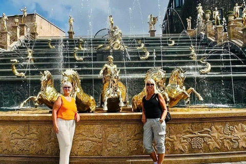 From Da Nang: Ba Na Hills Tour with Golden Bridge & Lunch Group Tour