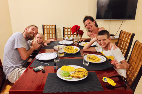 阿努拉德普勒：当地市场探访与草药米工坊体验