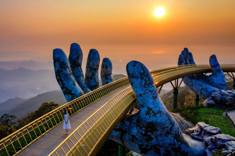 Traslado de Hue para Hoi An via Hai Van Pass - parada turísticaCarro particular via Hai Van Pass e passeios turísticos