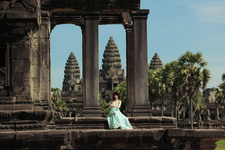 Siem Reap:Angkor Wat Photoshoot ❤️ Wedding birthday Angkor Wat: Wedding Anniversary Shooting