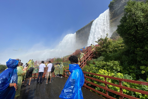 Maid of the Mist &amp; Jetboat Ride + Lunch (Ice cream Included)Niagara Falls USA Extravaganza: Full Day Adventure