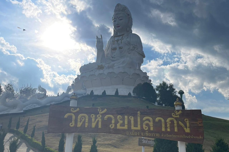 Private trip Chiang Rai Day trip, White Temple, Blue temple