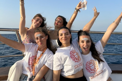 Mellieħa: Partyboot zur Blauen Lagune und nach Comino mit offener Bar