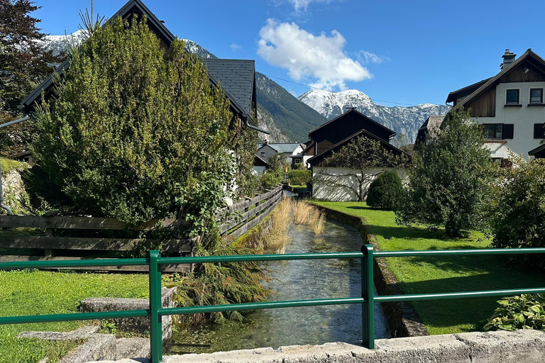 Vienna: Hallstatt Salzkammergut Day Tour with option skywalk