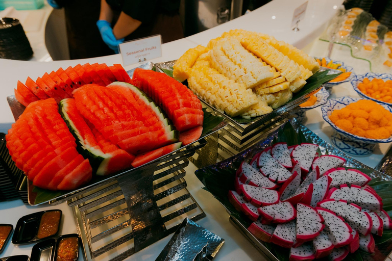 Bangkok: Cena Crucero Buffet Opulencia con Espectáculo de Danza