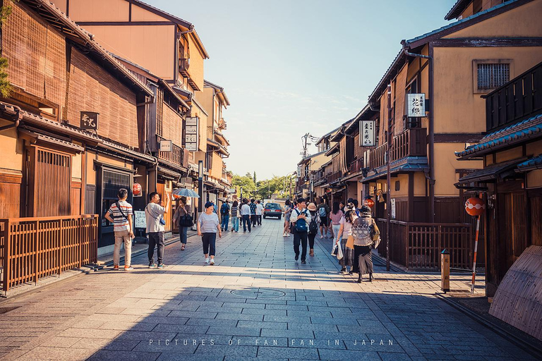 Tour privato personalizzato di un giorno con guida autonoma a Kyoto