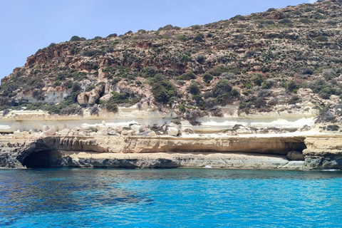 Lampedusa: Luna Celeste Boat Tour with Lunch