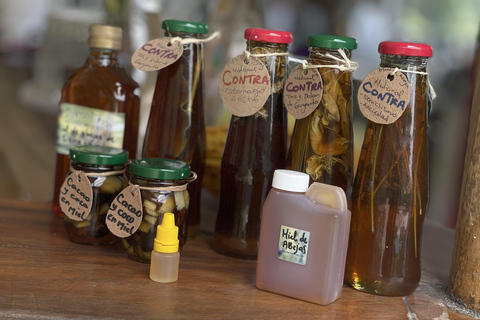 Minca: Coffee Farm and Hidden Waterfall Tour with Lunch