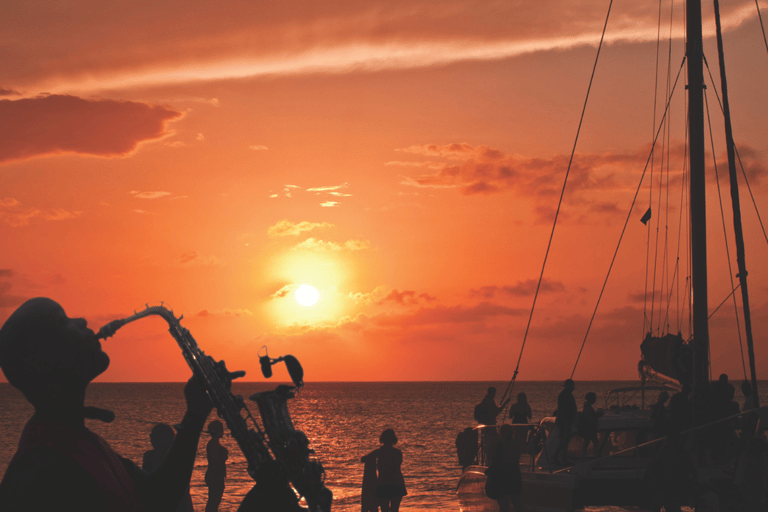 Montego Bay: River Rafting and Sunset Catamaran Cruise