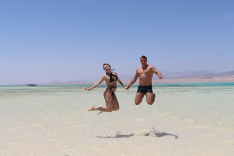 Depuis Sharm El-Sheikh : Excursion de plongée en apnée à Ras MohammedCroisière à Ras Mohammed et sur l'île blanche