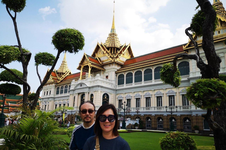 Private Mysterious Bangkok & Grand Palace Tuk Tuk Boat Lunch