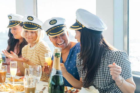 Z New Jersey: Rejs do Nowego Jorku na lunch lub kolację w formie bufetuRejs z kolacją w formie bufetu po Nowym Jorku