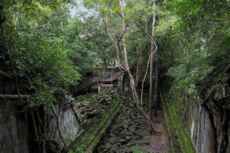 Från Siem Reap: Koh Ker och Beng Mealea Privat dagsturDelning av turné