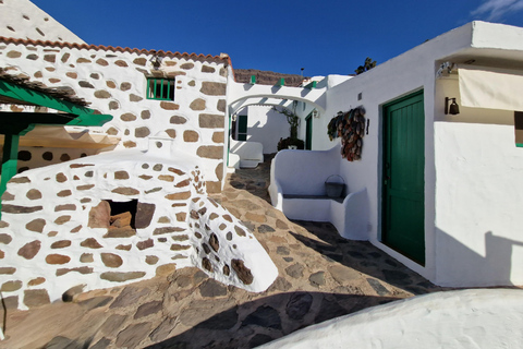 Gran Canaria: degustazione di vino e formaggio locale a Mogan