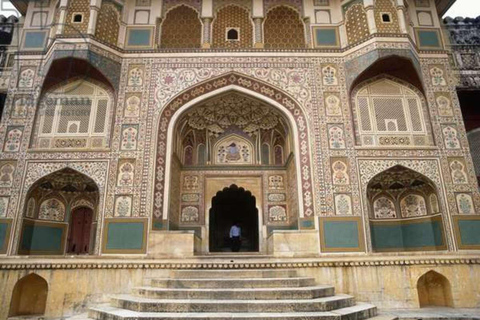 Delhi: Samma dag Jaipur Tour med bil med Pickup &amp; Transfer.Samma dag Jaipur Tour med Pickup &amp; Transfer.(Allt inklusive)