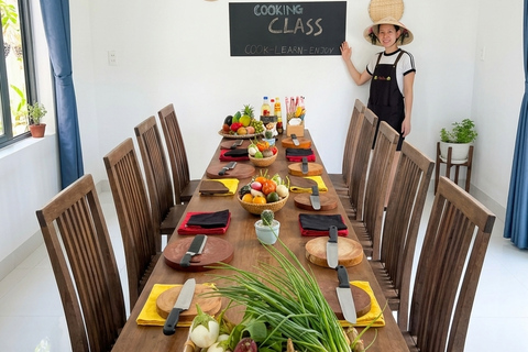 Hoi An: Authentic Vietnamese Cooking Class & Market Tour Hoi An: Authentic Vietnamese Cooking Class & Market Tour