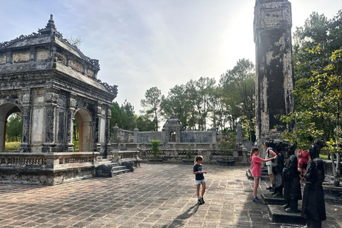 Cycling Through Royal Tombs