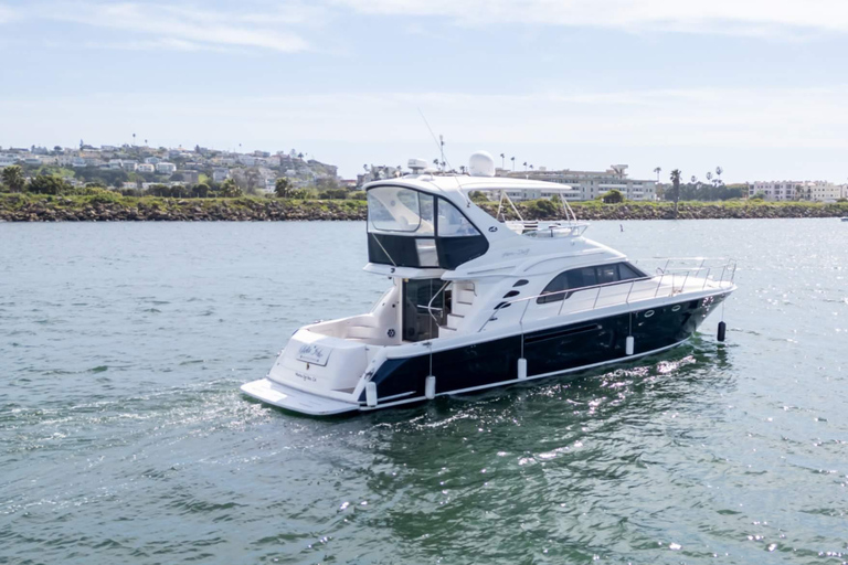 مارينا ديل راي مارينا ديل راي يخت مستأجر سي راي