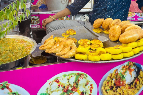 Tour gastronômico pelas ruas e praias de Mumbai com mais de 10 degustaçõesTour pela comida de rua e praia de Mumbai: coma e beba como um morador local