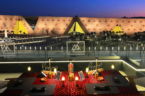 Cairo: Dinner with Grand Egyptian Museum & Pyramids Views